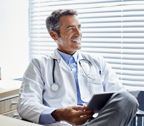 https://simpliphyinc.com/wp-content/uploads/doctor-in-footer-500x439.jpg